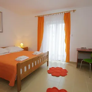 Renata Casa de hóspedes