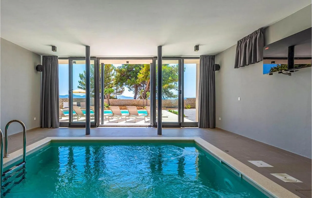 Villa Luca Zadar Holiday home